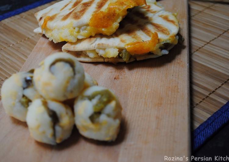 Simple Way to Prepare Any-night-of-the-week Mashed potato grilled sandwich with cheddar cheese