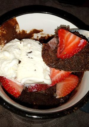 A picture of Microwave brownie 😋.