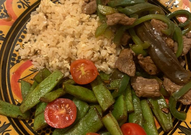 Steps to Make Homemade Meal Prep: Stir Fry Beef with Green Pepper