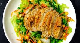 Hình ảnh món Salad gà áp chảo - Eatclean