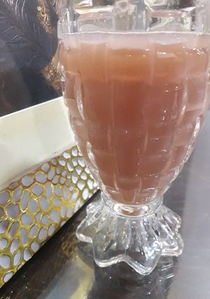 A picture of Pomegranate and grape juice.