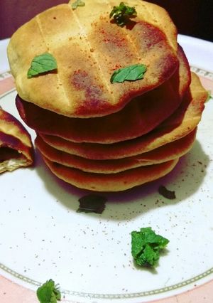 A picture of Besan stuff baked Kachori.