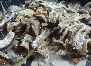 Una foto de Hongos Portobellos salteados