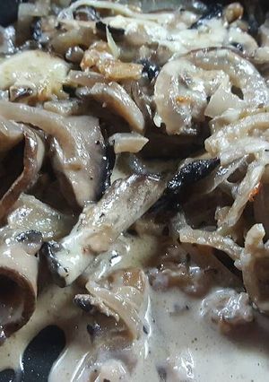 Una foto de Hongos Portobellos salteados