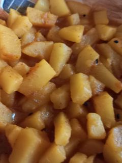 আলুর তরকারি(aloor tarkari recipe in Bengali) রেসিপির প্রধান ছবি