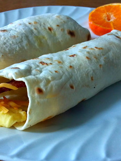 A picture of EZ Flour Tortillas.