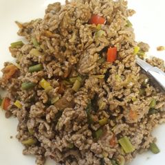 A picture of Minced beef and veg.