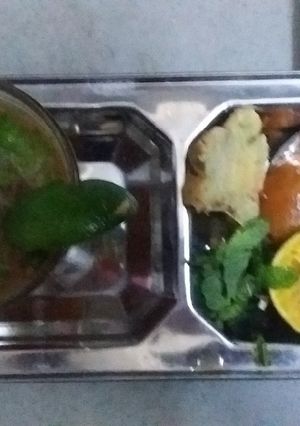 ગોળ નું શરબત(Jaggery Sarbat Recipe in Gujarati) રેસીપી મુખ્ય ફોટો