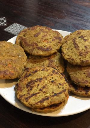 Una foto de Hamburguesas de lenteja y zanahoria | 🍔Vegetariano🥕| Receta mejorada