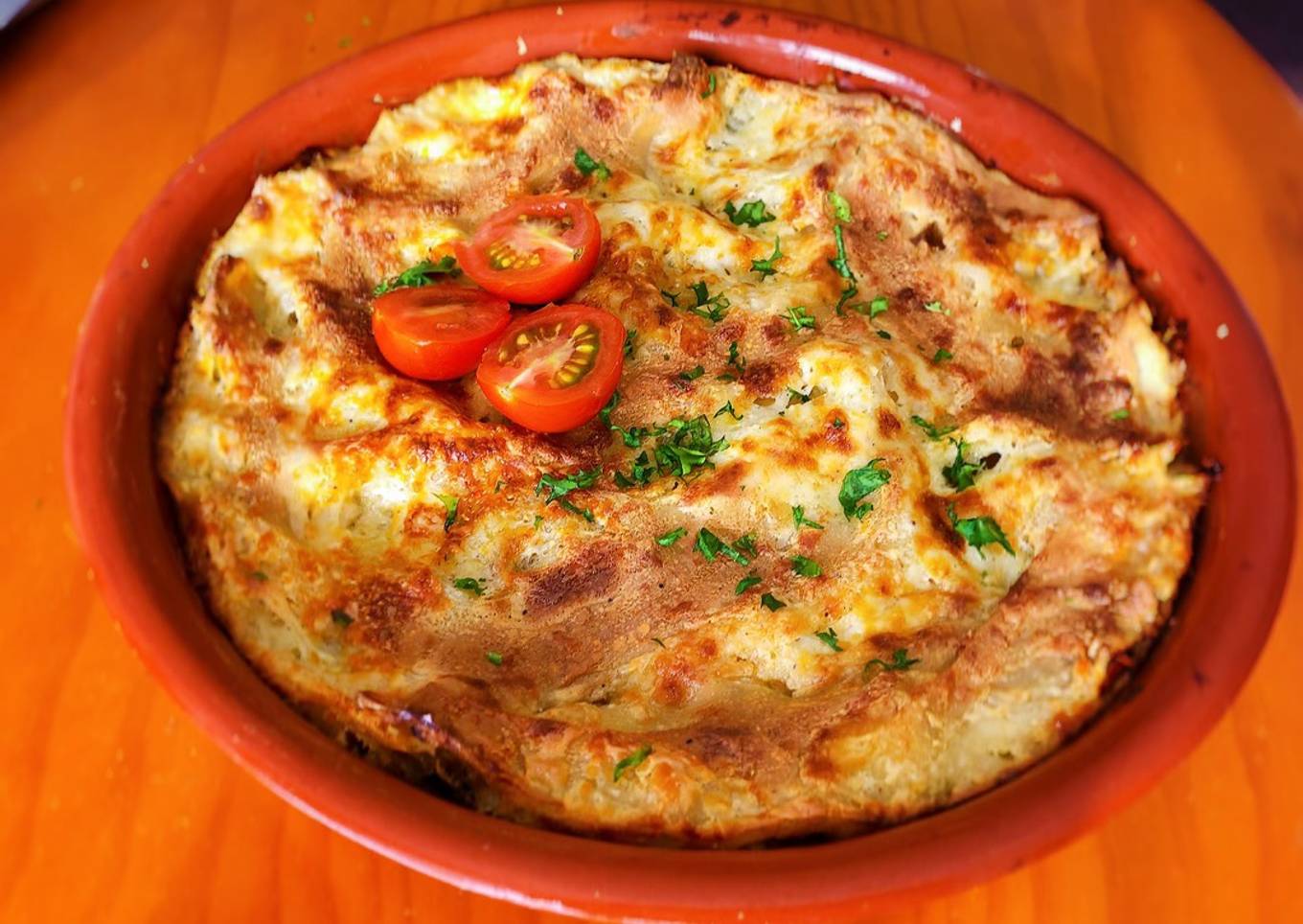 Lasaña de pollo asado, setas y queso curado