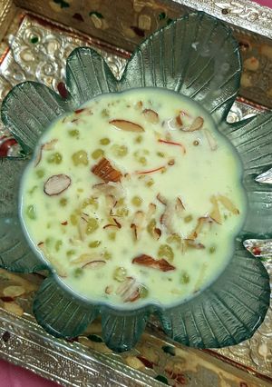 સાબુદાણા ની ખીર (Sabudana Kheer Recipe In Gujarati) રેસીપી મુખ્ય ફોટો