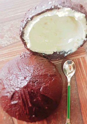 A picture of Edible Coconut.
