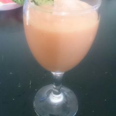 A picture of Milkshake.
