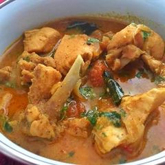 A picture of Chicken Curry Kerala style.