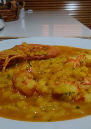Una foto de Arroz caldoso con gambones