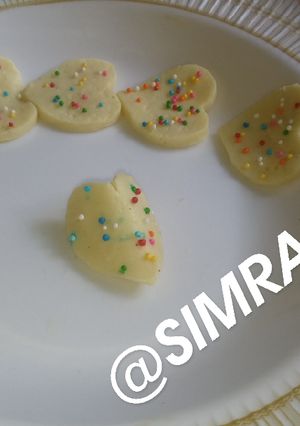 A picture of Milk candy (Alewan madara).