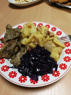 Húsos tepsis burgonya recept fotója