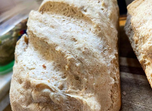 Una foto de Pan casero súper fácil 🍞✨