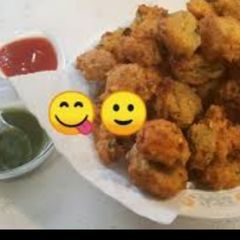 A picture of Mongdal pakoora.