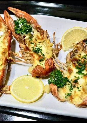 รูปของ Crayfish thermidor กุ้งเครย์ฟิช แตร์มิดอร์