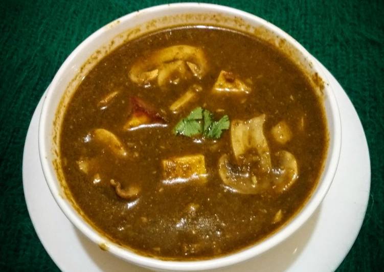 Recipe of Award-winning Spinach Curry with mushroom and paneer cottage cheese