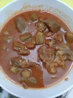 صورة لوصفة بامية باللحمة👌😋