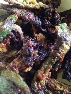 कुरकुरी भिन्डी (Kurkuri Bhindi recipe in hindi) रेसिपी मुख्य फोटो