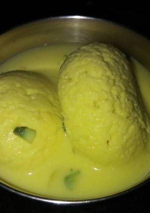 रस मलाई (Ras Malai recipe in hindi) रेसिपी मुख्य फोटो