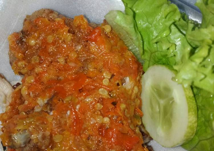 Resep Ayam geprek crispy sambel pedas, Bisa Manjain Lidah