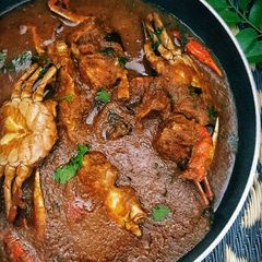 A picture of Grandma's Spicy Crab Curry.