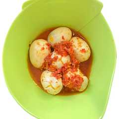รูปของ 19. Telur Bulat Balado