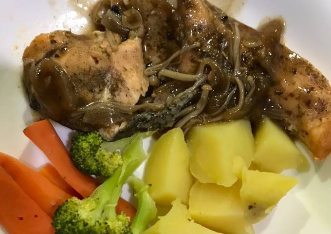 Yuk intip, Resep  bikin Steak salmon saos lada hitam (No ribet) dijamin enak