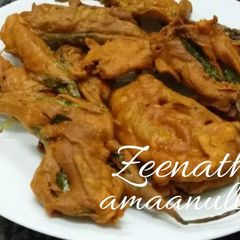A picture of Spinach Leaf Fritters.