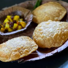 A picture of Sattu Kachori.