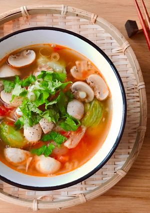 Hình của món 🌱 Bún Nưa Nấu Nấm & Cà Chua Ba Màu.