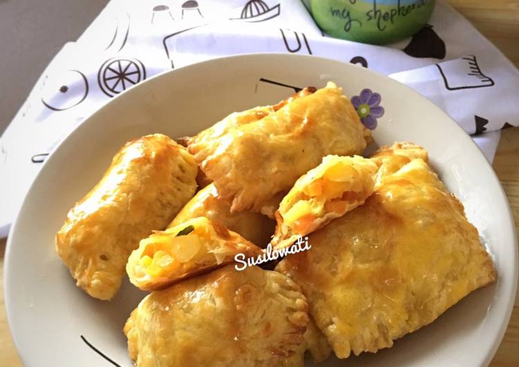 Bagaimana Membuat Curry Puff, Bisa Manjain Lidah