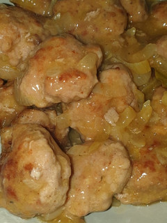Una foto de Filetes rusos en salsa olla gm