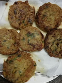 A picture of Chicken Shami kabab.