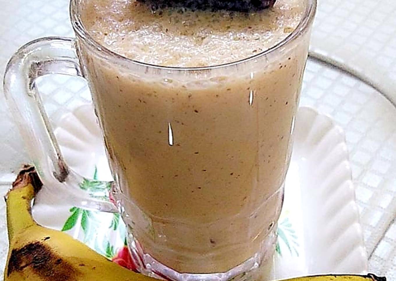 Banana &Dates Shake