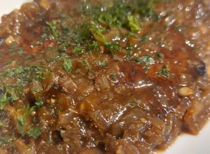 Une photo de Foie de veau au vinaigre balsamique (sucré-salé)