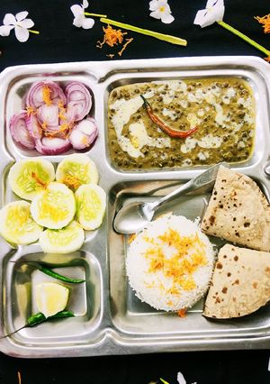 A picture of Dal Makhani.