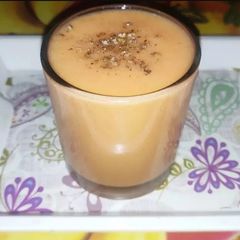 A picture of Papaya milkshake.