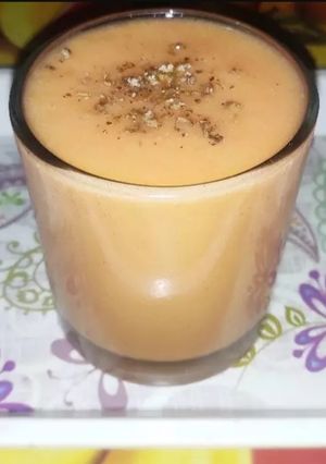 A picture of Papaya milkshake.