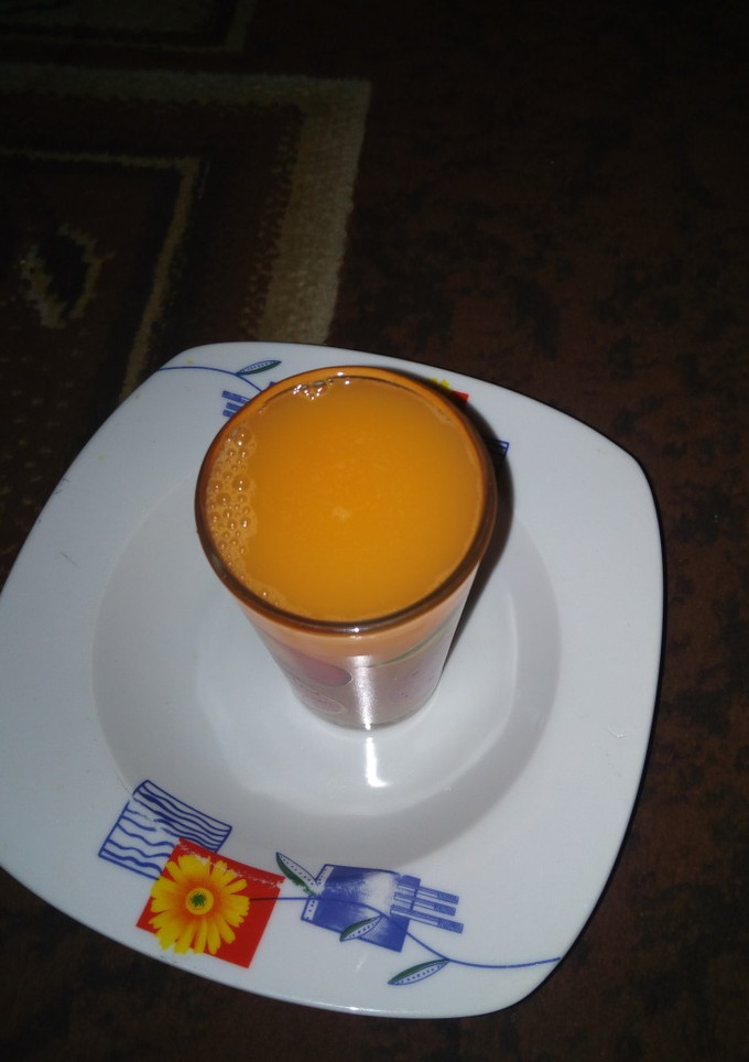 A picture of Carrot juice.