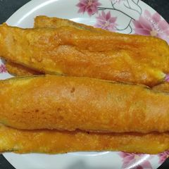 A picture of Banana Bajji.