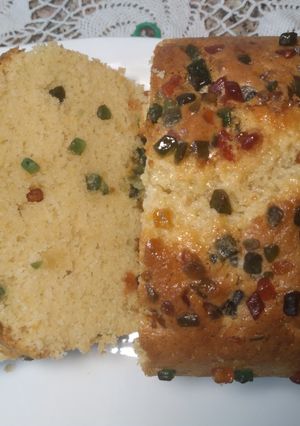 A picture of Fruit cake.