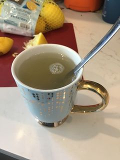 A picture of Honey lemon 🍋.