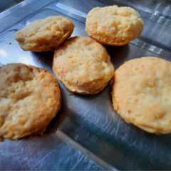 Una foto de Scones de queso