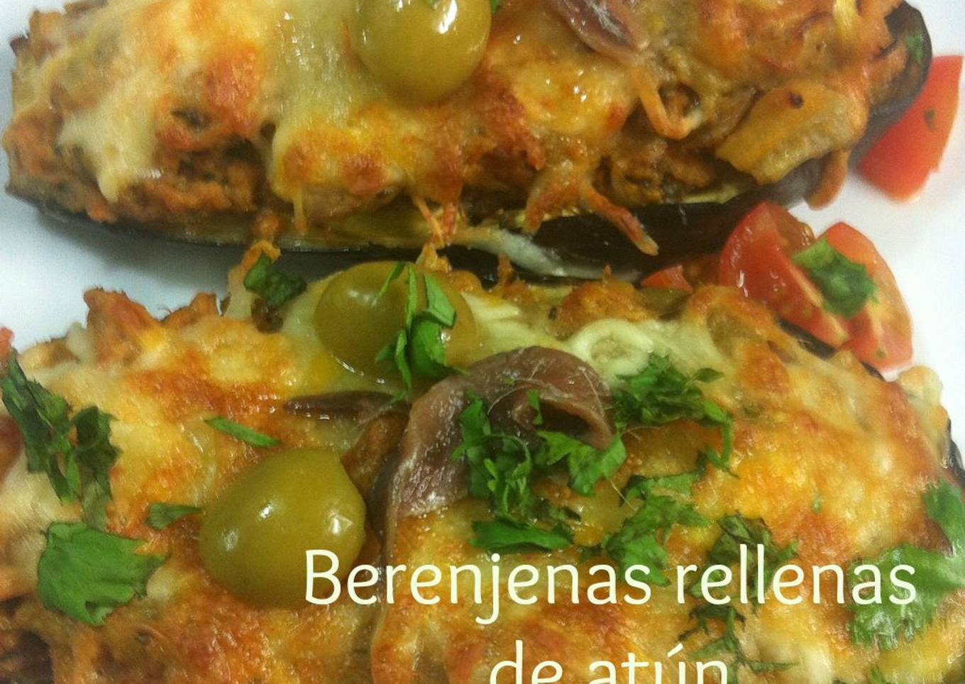Berenjenas rellenas de atún a la siciliana