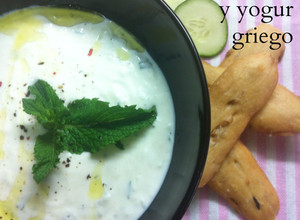 Foto principal de Tzatziki (salsa de pepino y yogur griego)
